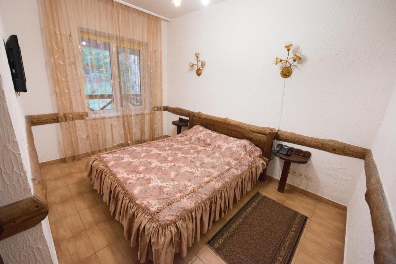 Oazis-M Hotel Babin Екстериор снимка